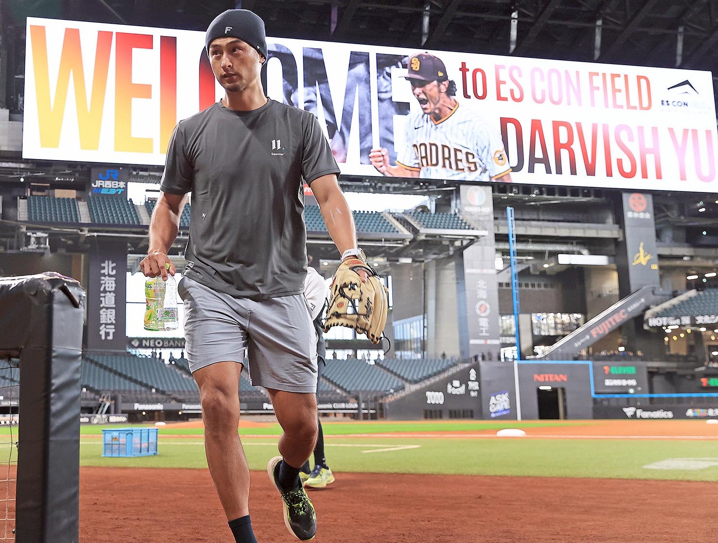 ダルビッシュの記念モニュメント設置 | 道新スポーツ | DOSHIN SPORTS