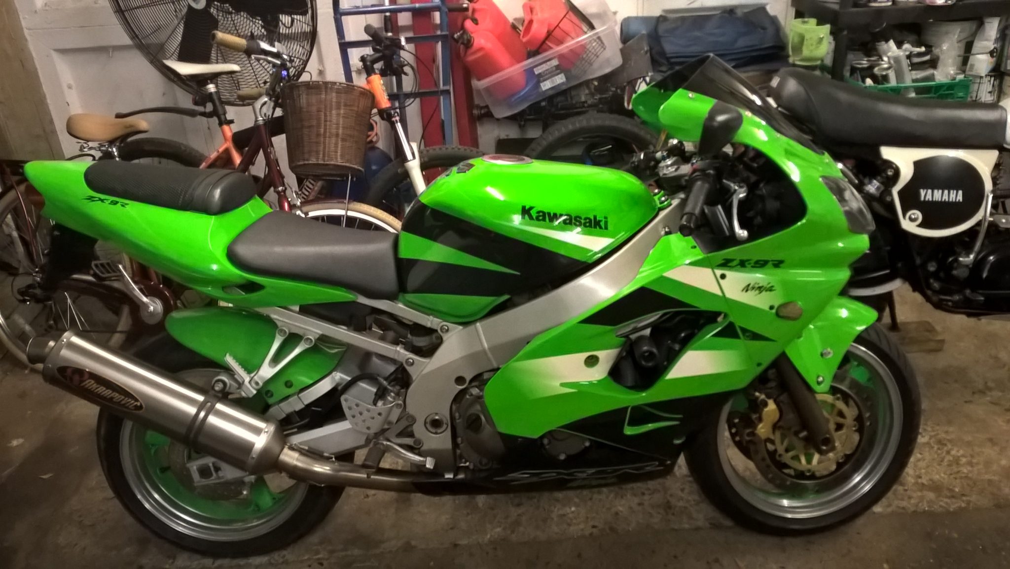 Kawasaki ZX-9R Review | Kawasaki Bike Reviews | Devitt