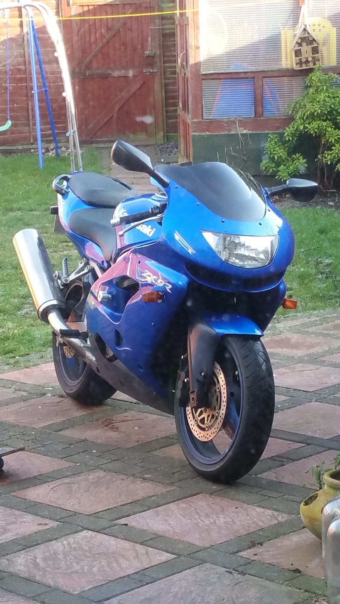 Kawasaki ZX-9R Review | Kawasaki Bike Reviews | Devitt