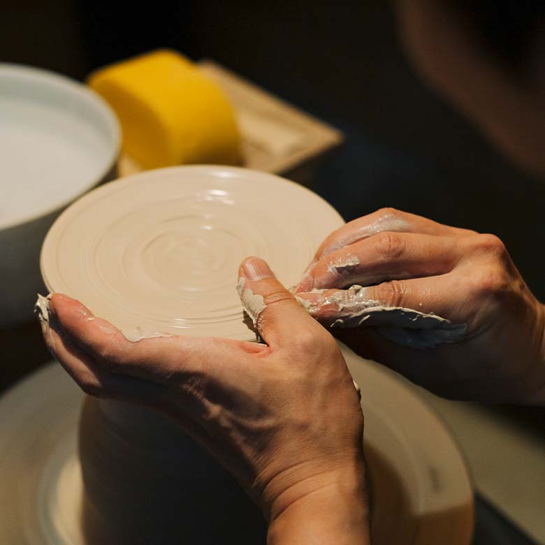 吉田直嗣 耐熱のうつわ[小さな土鍋]| DEAN & DELUCA【公式】