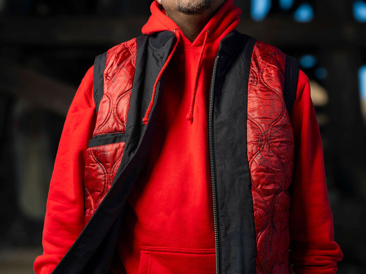 302 Vest With Red Paisley – Derby Of San Francisco