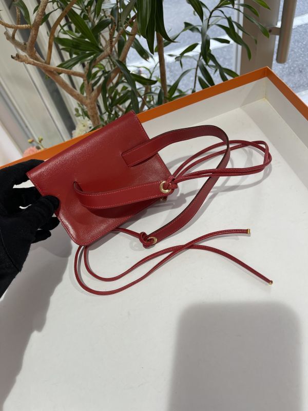 美品】HERMES エルメス ポシェットグリーン ボックスカーフ ルージュ