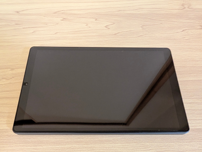 Alphawolfの新型8インチタブレットのAPad2を購入しました、APad1から