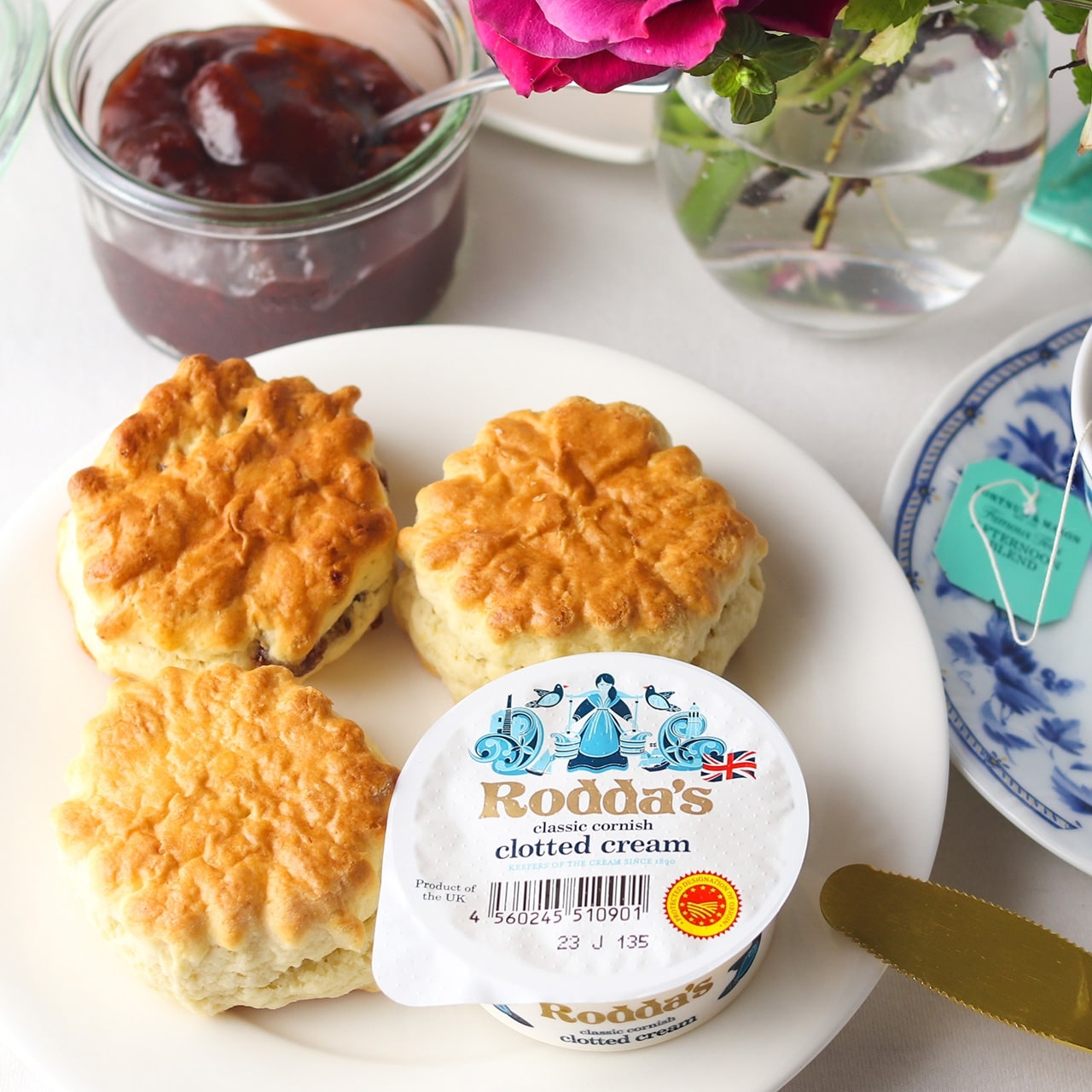 5つ星ホテルのコーニッシュ クロテッドクリーム: ジャム＆バター｜上質