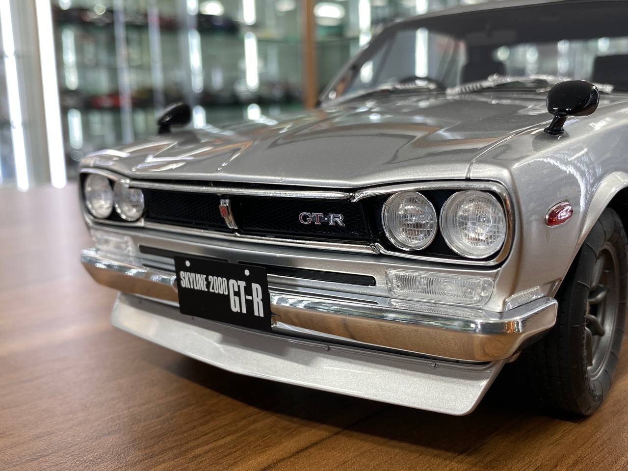 1/12 Resin Otto Mobile Nissan Skyline 2000 GT-R Silver Limited