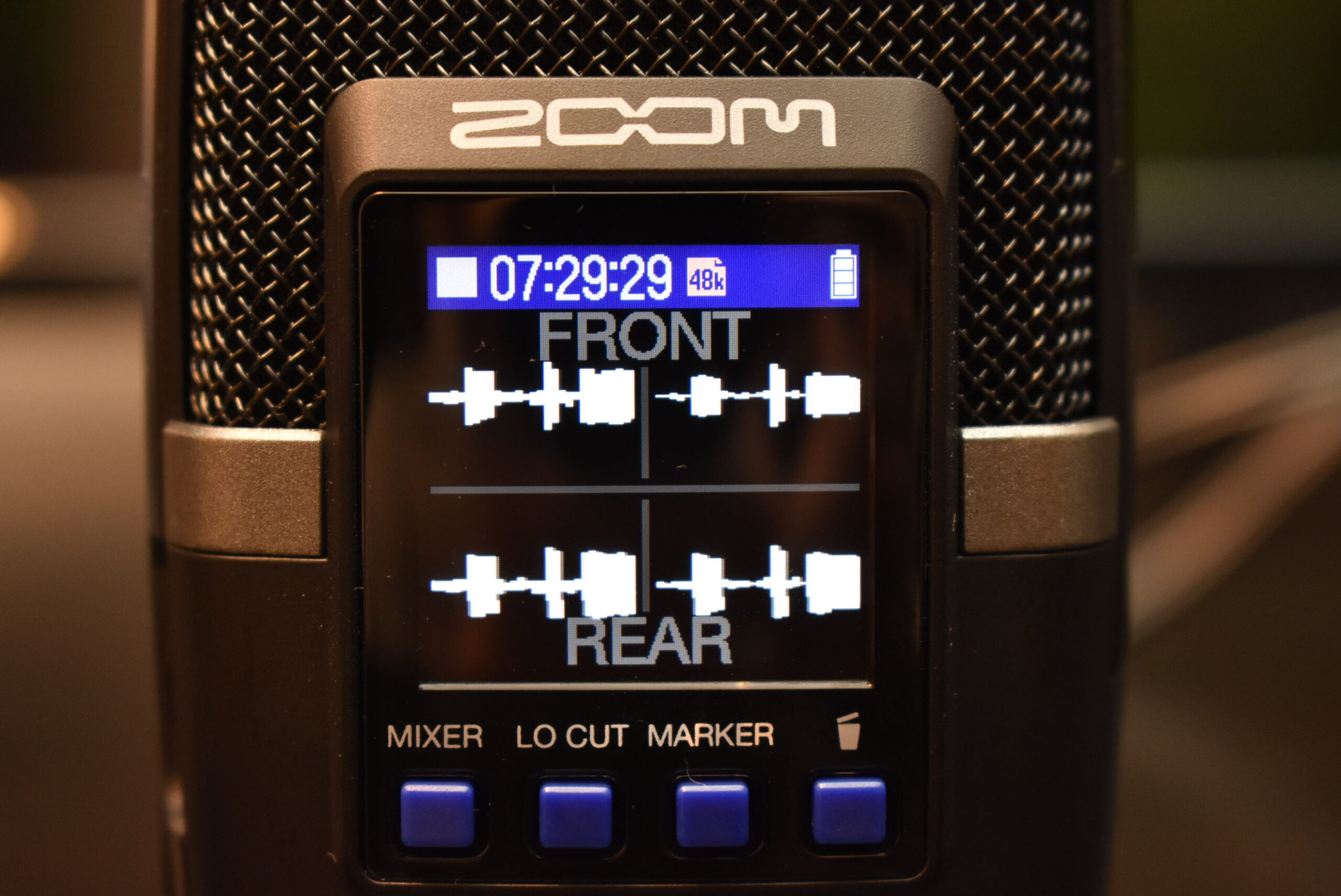 爆音でも音割れしないと話題の32bitフロートに対応したハンディー