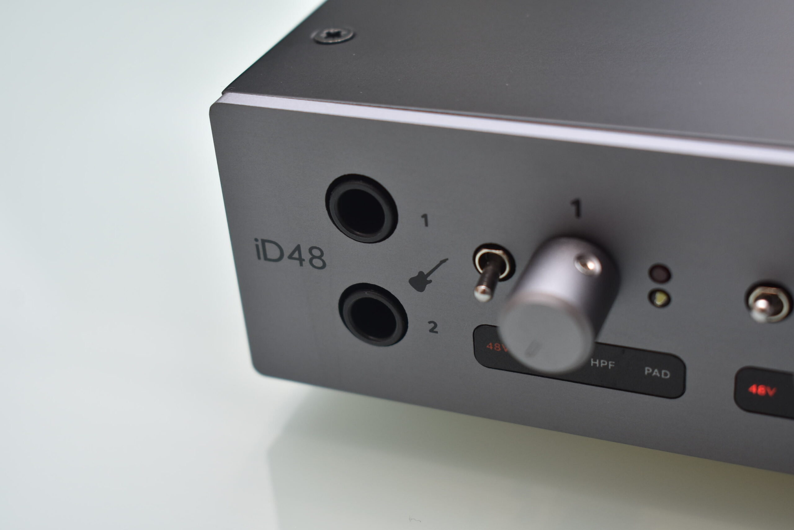 スタジオ級サウンドと機能が15万円で手に入るプロ仕様のオーディオI/O