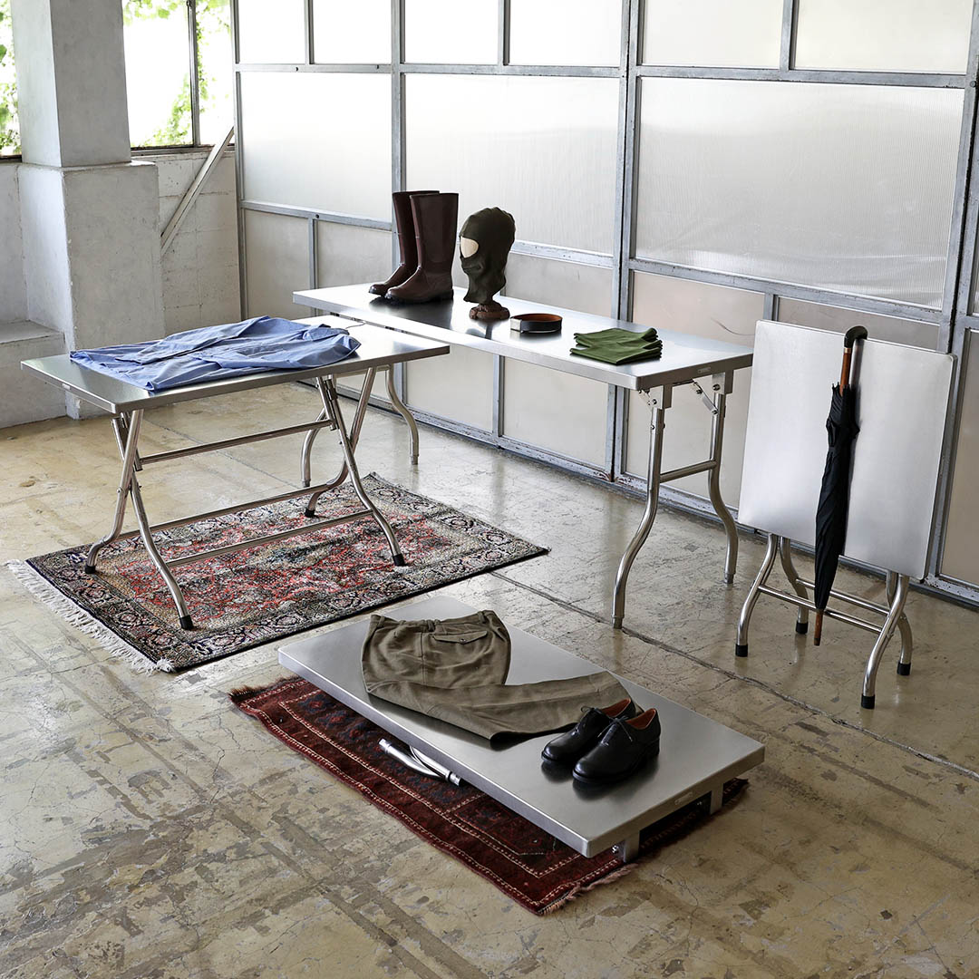 DULTON ONLINE SHOP | STAINLESS FOLDING TABLE 600×600(600×600): 家具