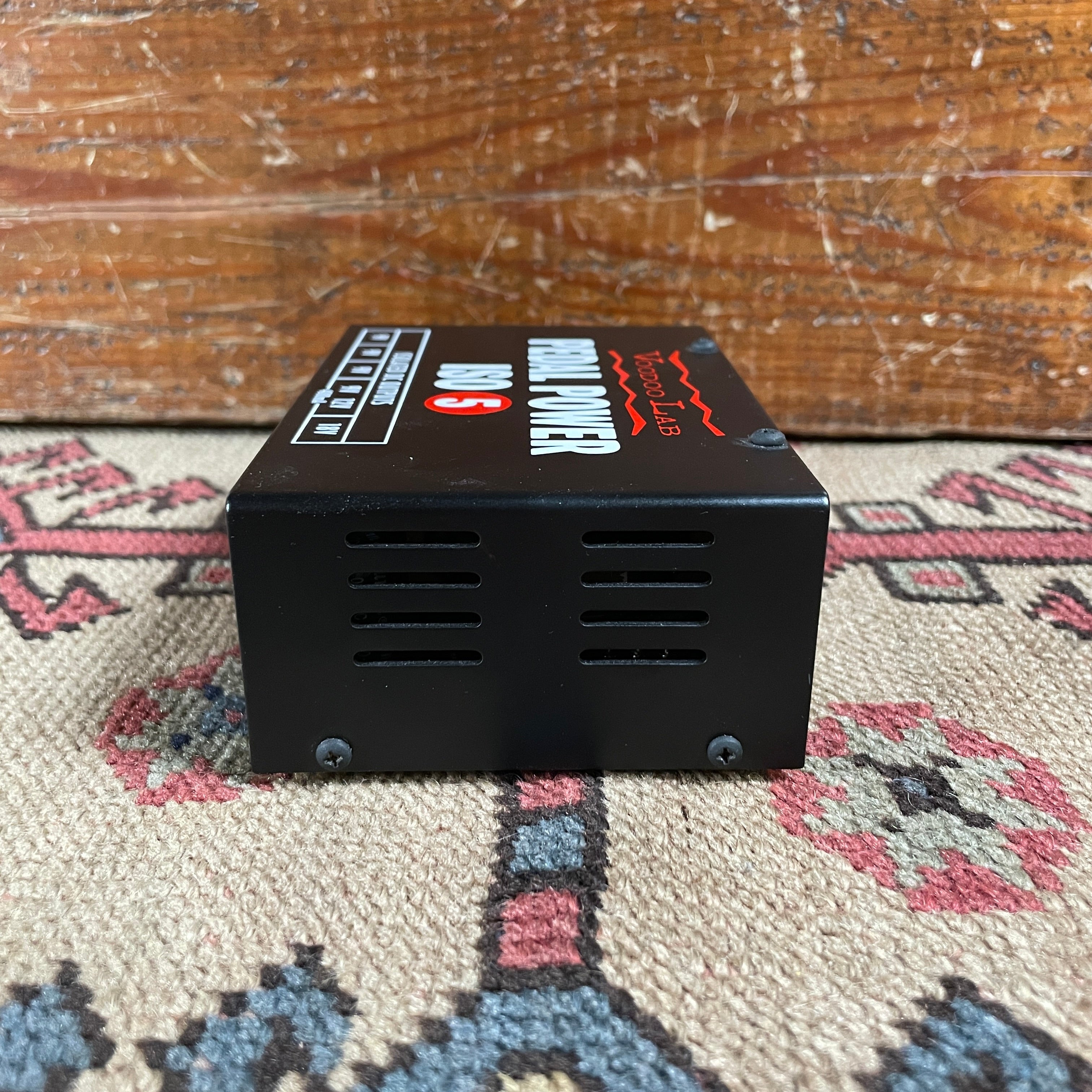 Voodoo Lab Pedal Power ISO-5 5-output Guitar Pedal Power Supply w