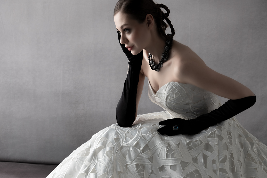 LADY GURECHE | DRESS GALLERY BOX