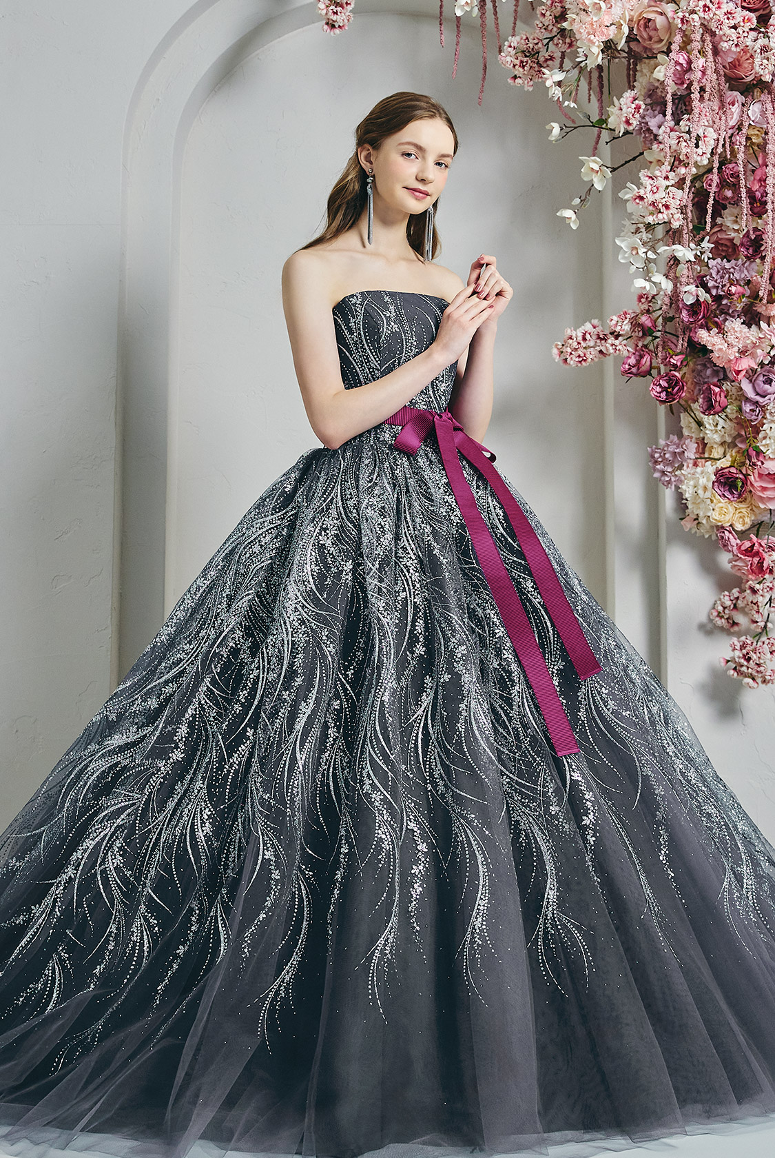 LU-0156 | DRESS GALLERY BOX