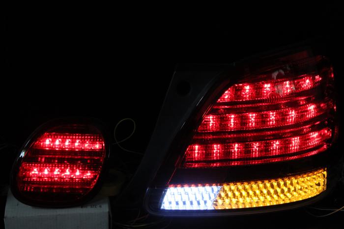 16アリスト LEDテールカスタム【加工例】 | カスタムショップ【球屋】