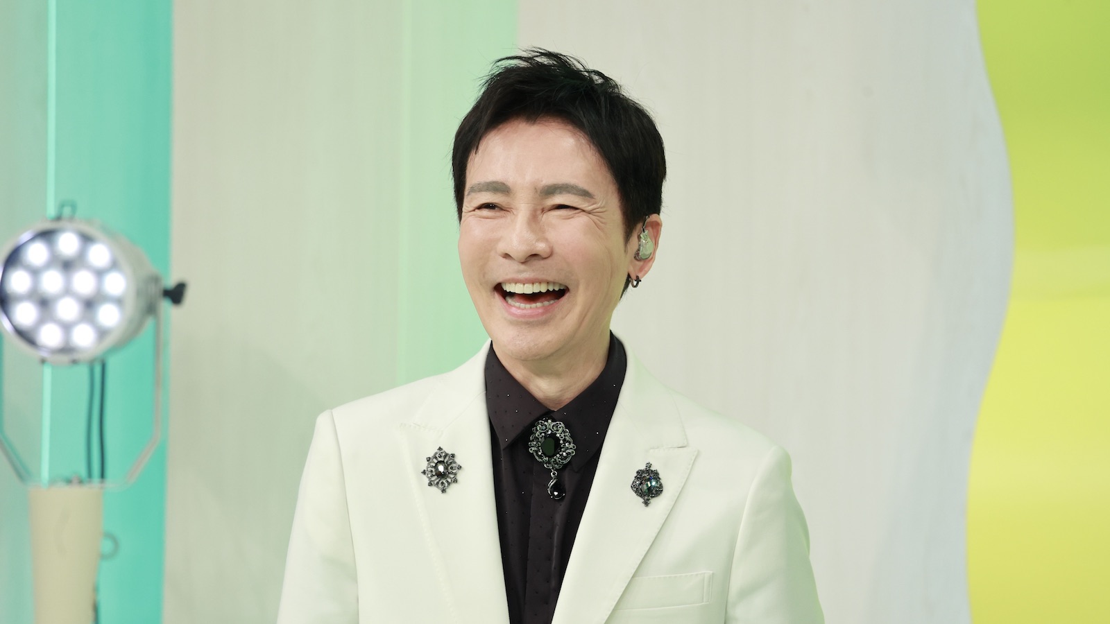 今年70歳・郷ひろみ「何を言ってるのかさっぱりわからなかった（笑