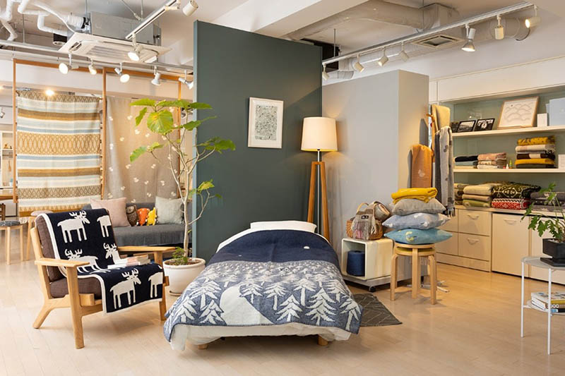 KLIPPAN×ミナ ペルホネン10周年記念「森に還る」展を開催