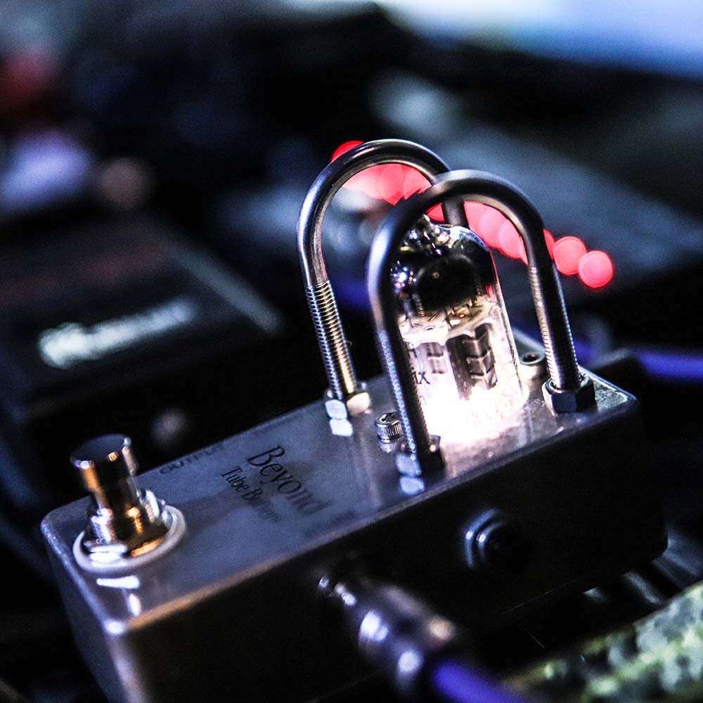 Beyond Tube Buffer + ビヨンド・チューブ・バッファー・プラス 真空管