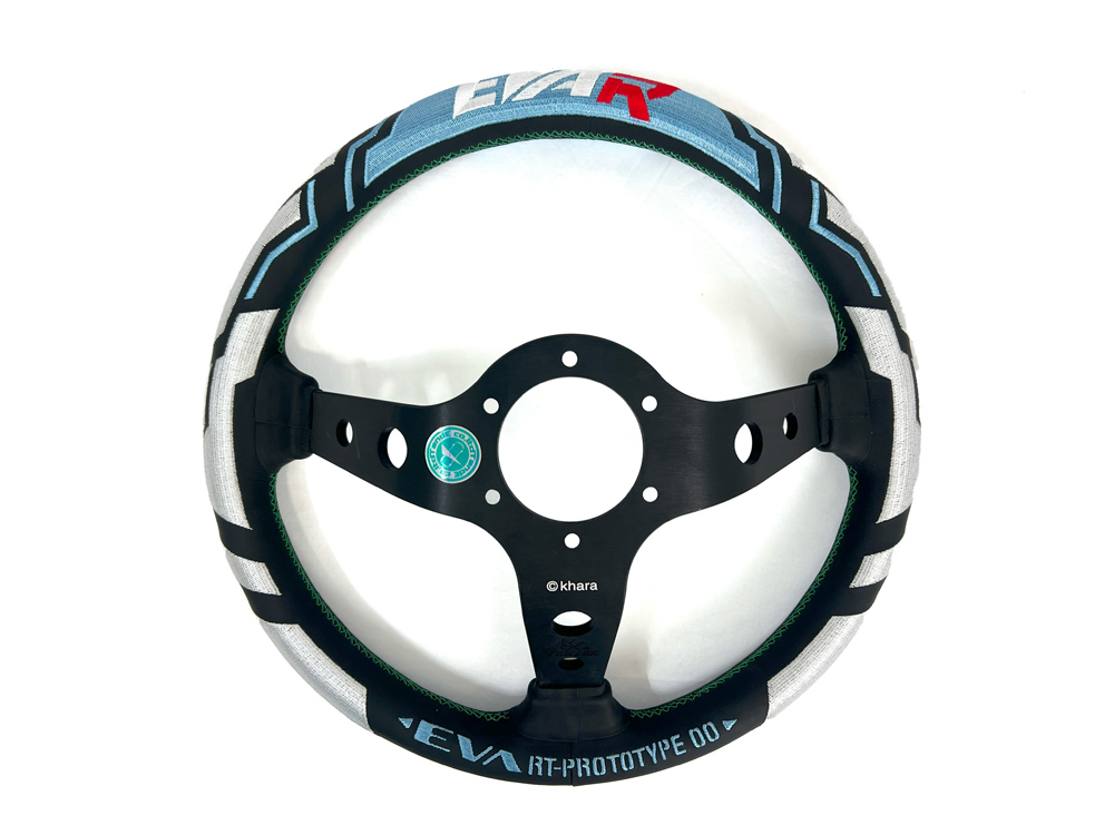 エヴァンゲリオンレーシング」の高性能ステアリング第4弾