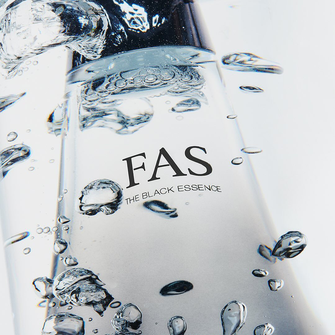 FAS The Black Essence – Everglow Cosmetics