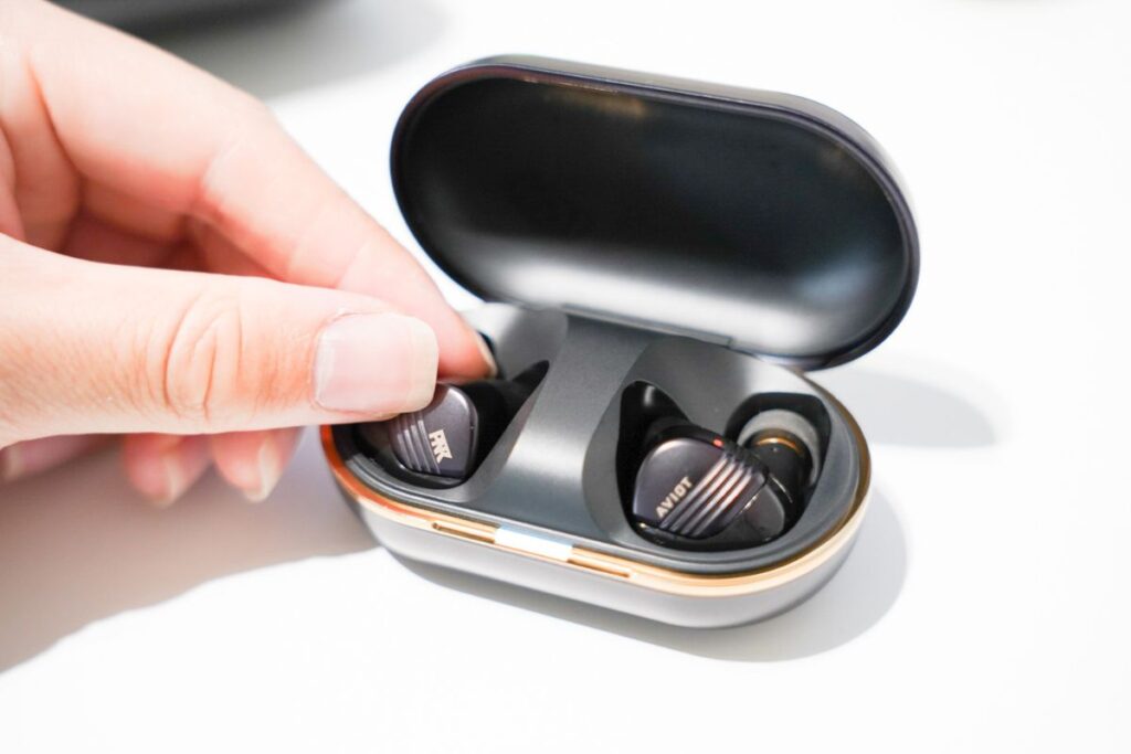 ピヤホン8ことAviot TE-W1-PNKレビュー｜ピヤホン6,7と比較 | ガジェ