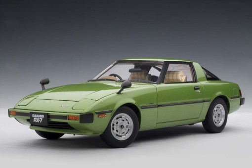 AUTOart 1:18 Scale Mazda Savanna RX-7 (SA) Mach Green. ezToys