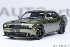 1:18 Challenger Model Cars ezToys - Diecast Models and Collectibles