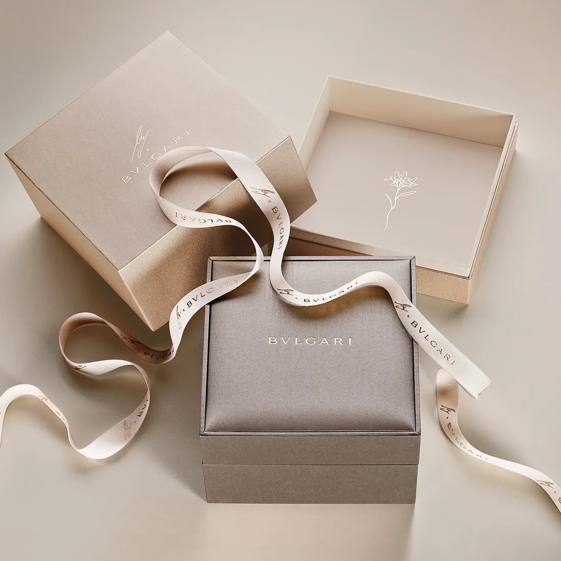 ブルガリ・ブルガリ X Lisa ウォッチ〈限定モデル〉104115｜ブルガリ