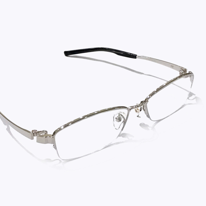 ビジネスシーンにマッチするクールなシルバーフレーム『S-860T col.2』