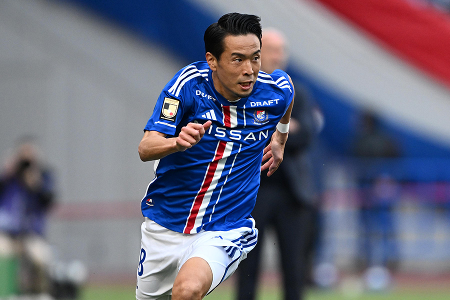 こっちの角度はキリッ」 横浜FM水沼のお洒落ファッションに代表戦士ら