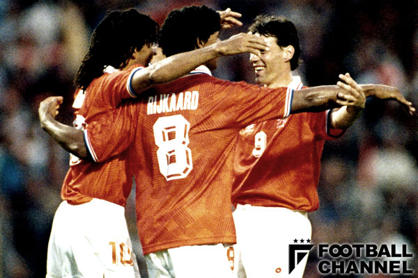 コリンシアン フリット ライカールト ファン・バステン3体セット