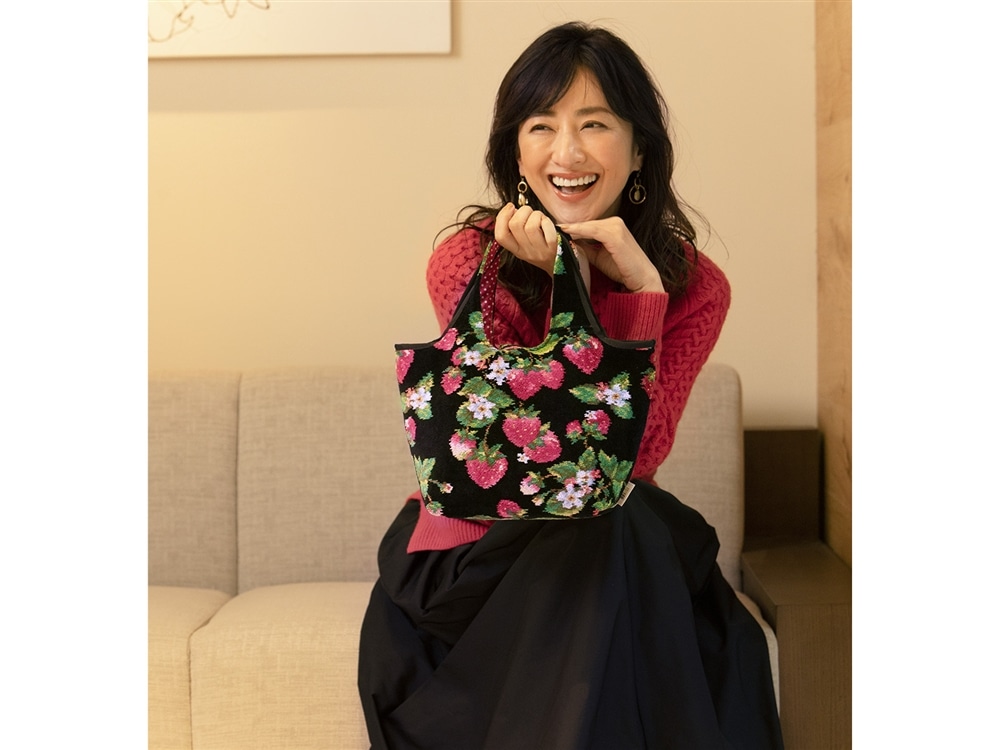 はーちゅー様限定】フェイラー イチゴ柄トートバッグ FEILER MAGAZINE