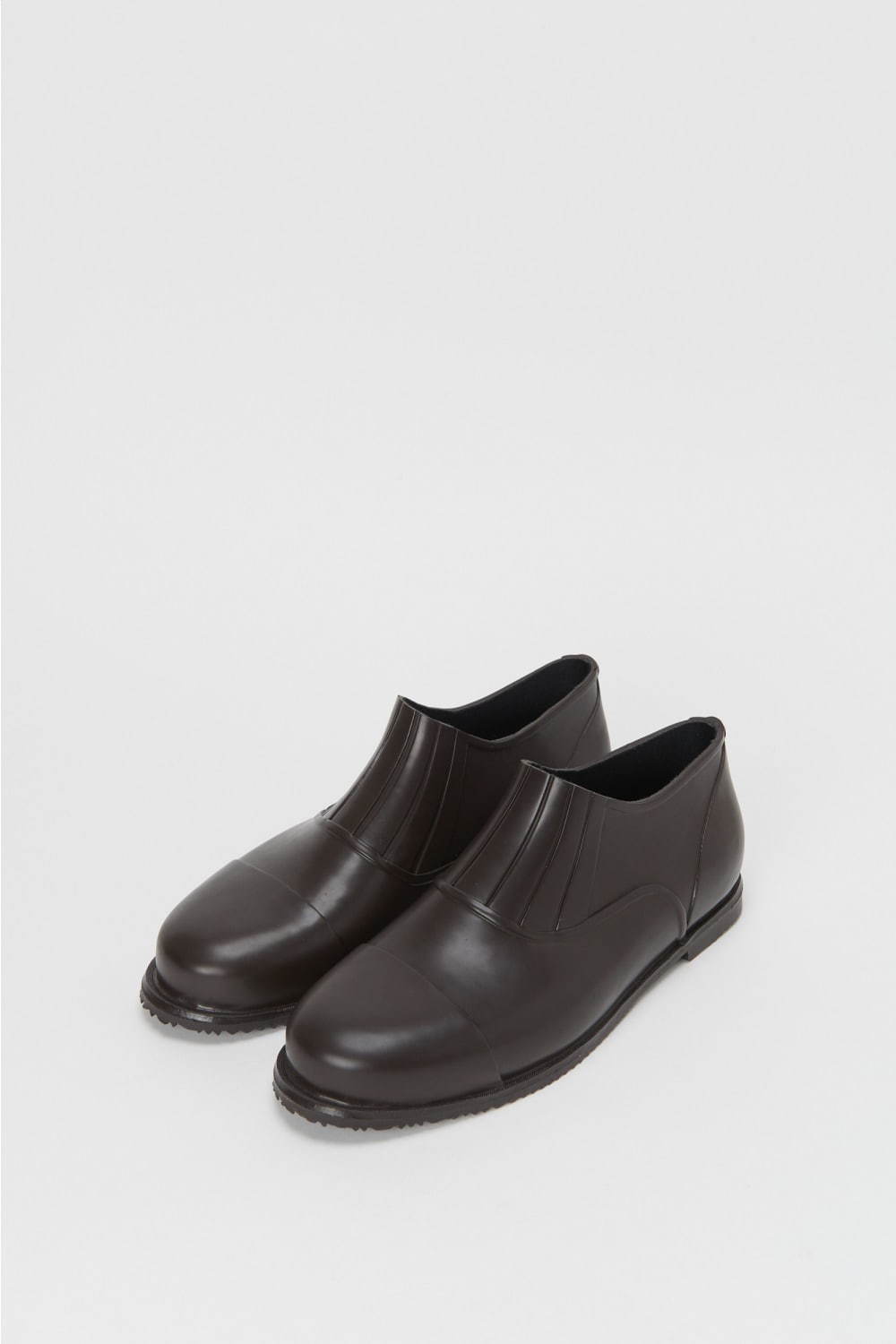 エンダースキーマのレインシューズ - ドレス調の革靴をゴム製に