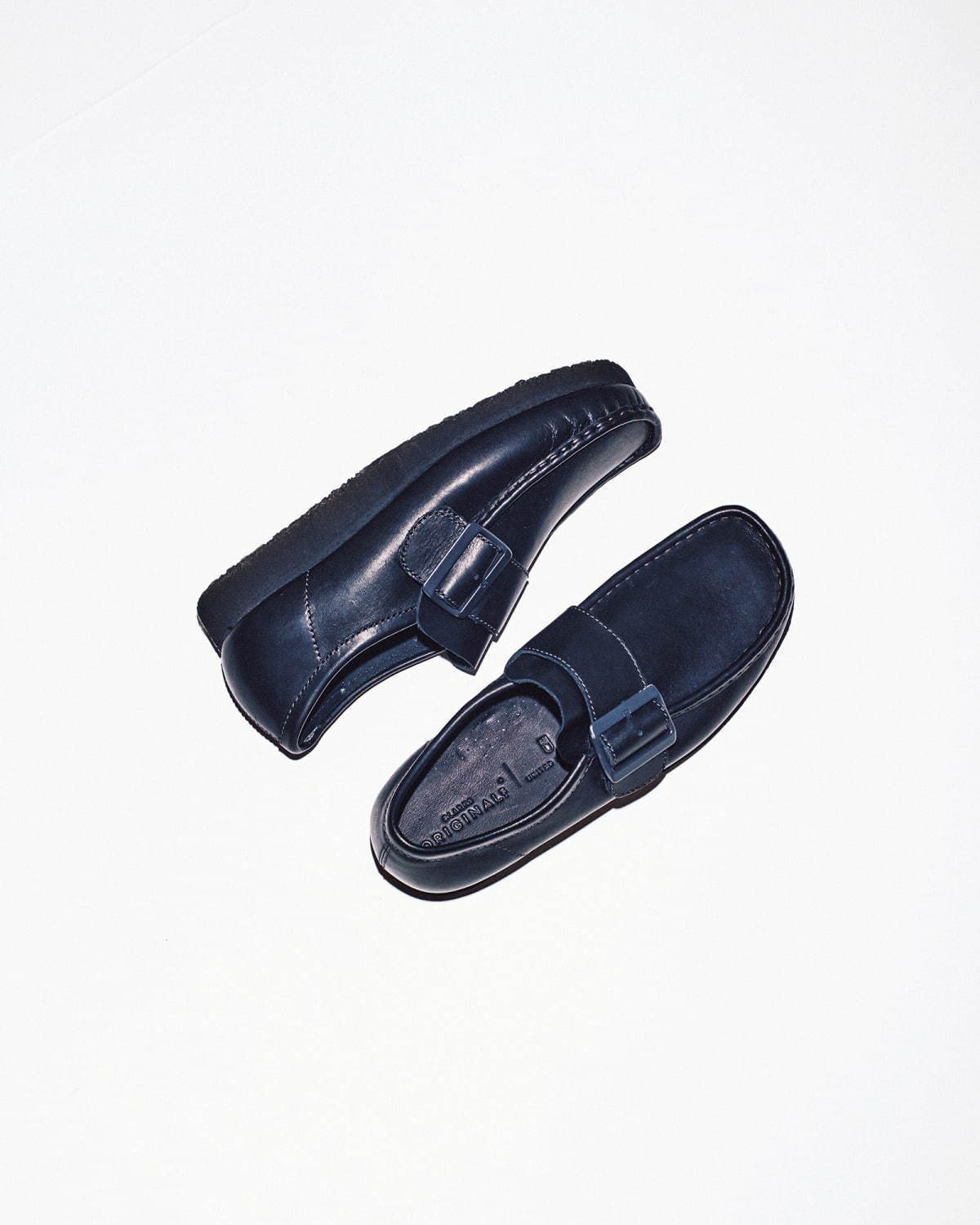 ユナイテッドアローズ別注クラークス オリジナルズのメンズシューズ