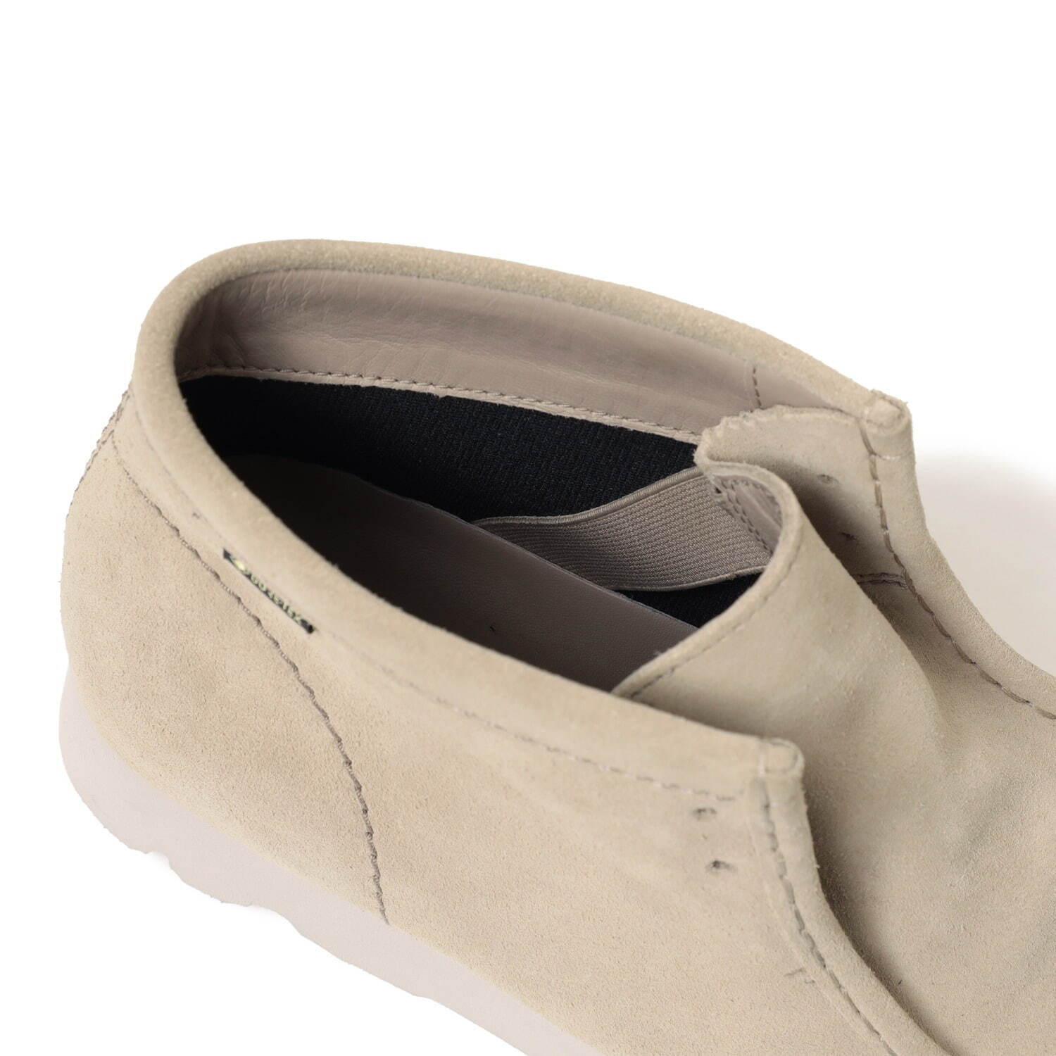 ビームス×クラークス オリジナルズのゴアテックスブーツ、“ワラビー