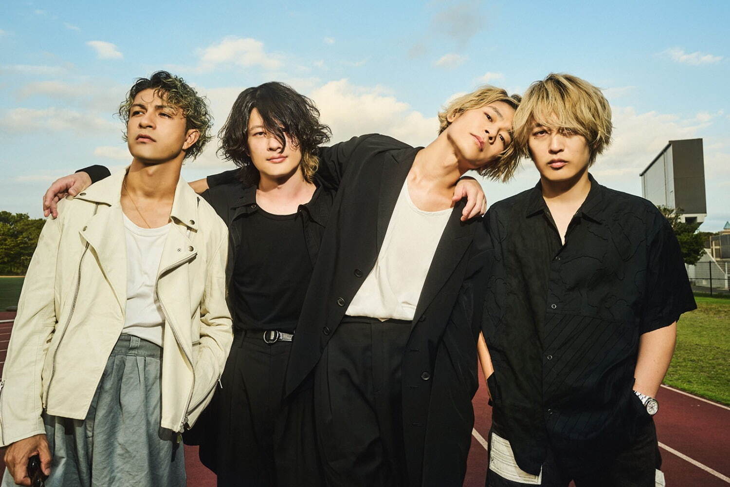 Alexandros]、約2年ぶりの新CDシングル「SINGLE 1」東名阪福ライブ