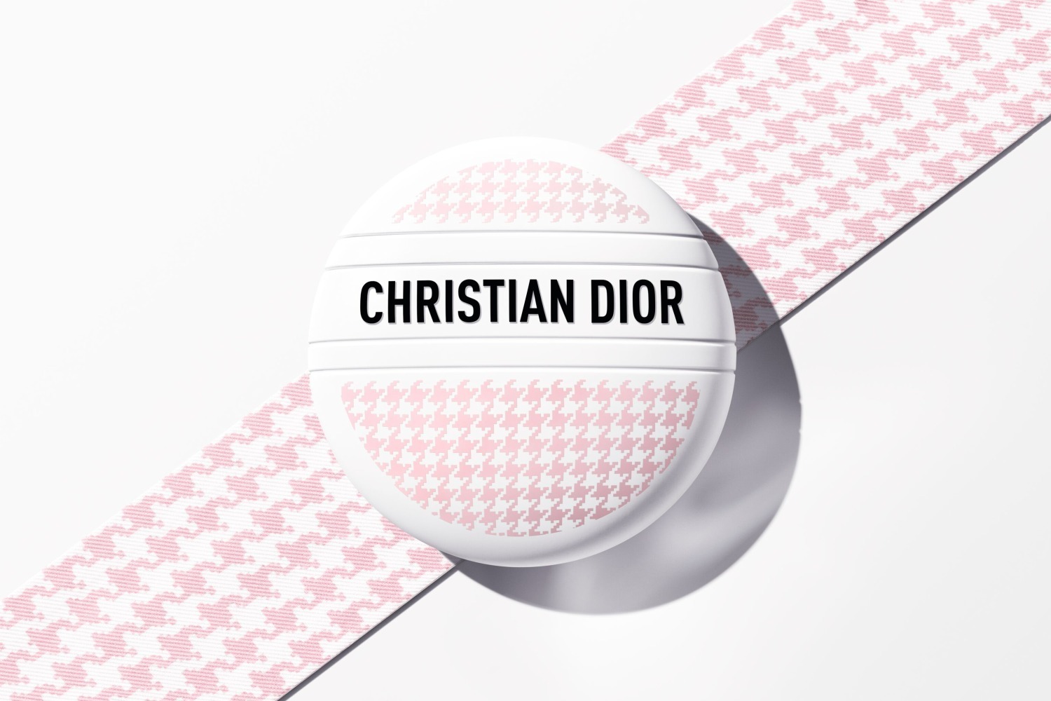 ディオール「ル ボーム」に“パステルピンク×千鳥格子”の限定デザイン