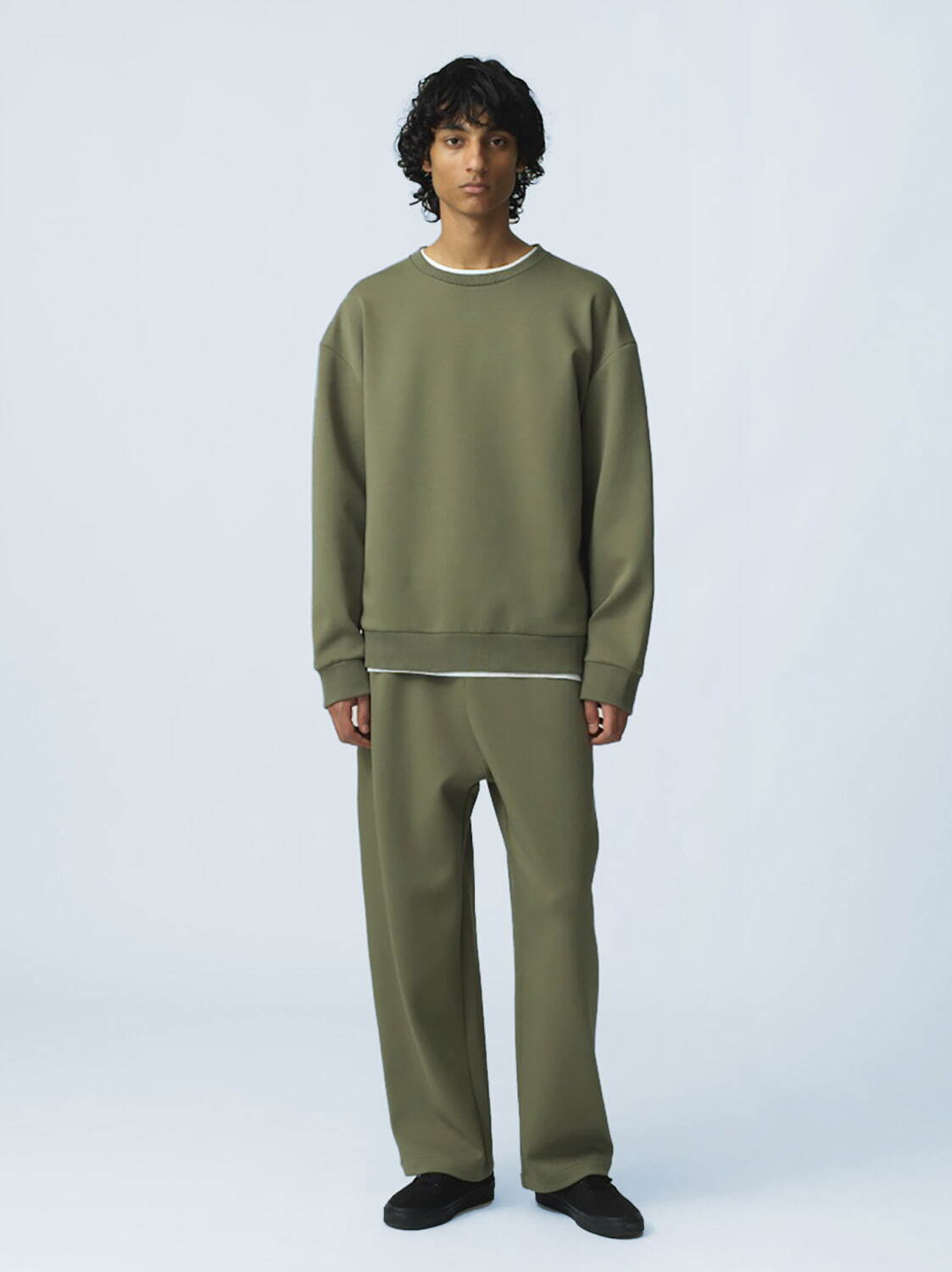 A.P.C.のロンハーマン限定スウェットセットアップ、軽量快適素材