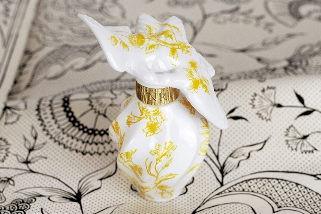 ニナ リッチの名香「レールデュタン」“羽ばたく鳩”を描いた限定香水