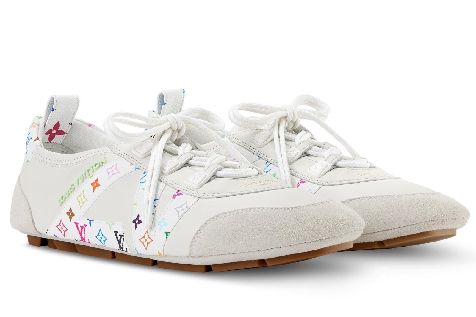 クロエ×ムーンブーツの新作ブーツ、“ソックス風”ニットアッパー