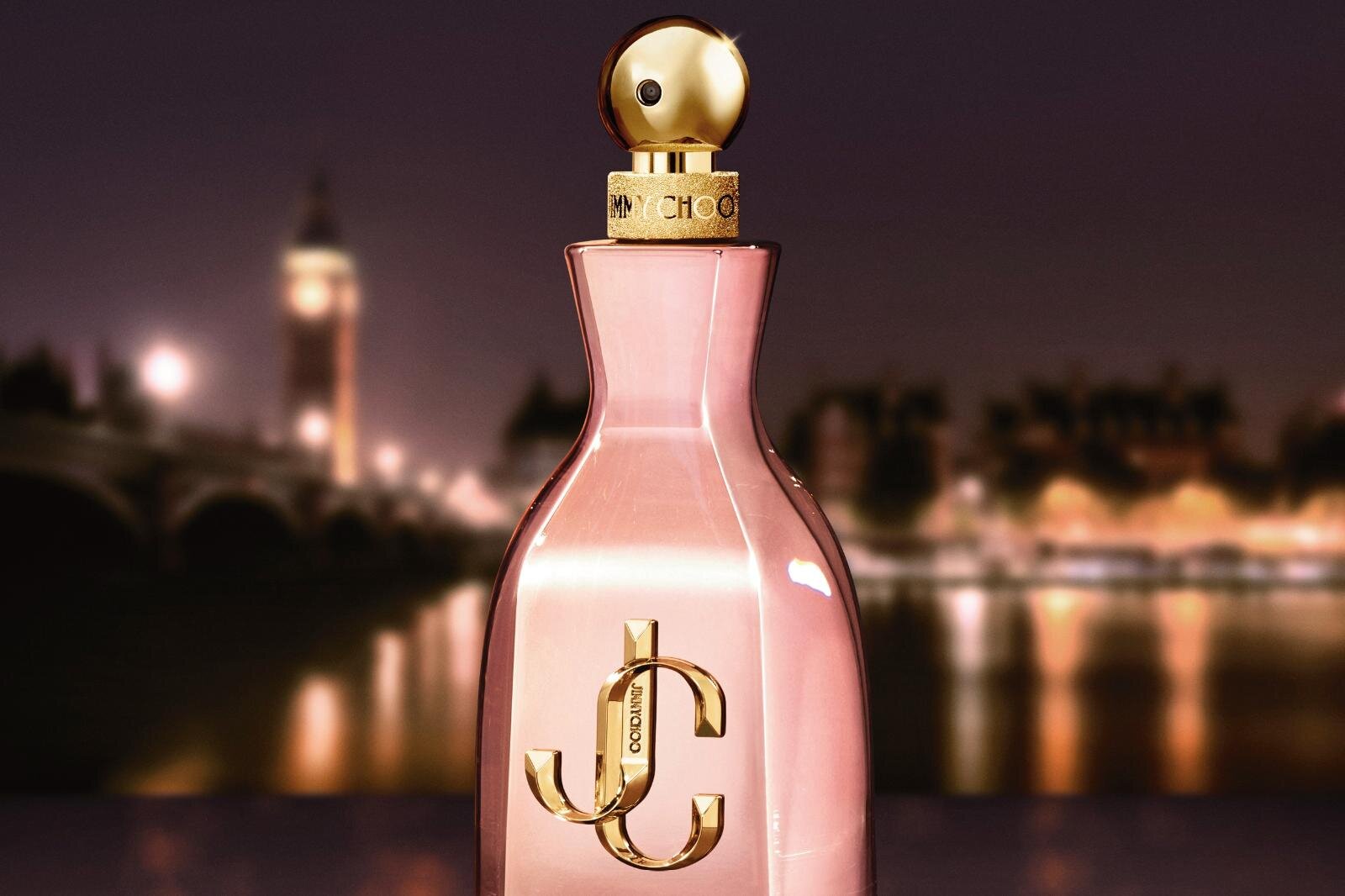 コーチの新作フレグランス「コーチ フローラル」春の草原を思わせる