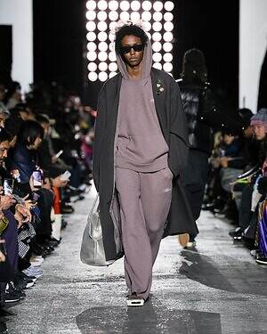 カミヤ 26-27年秋冬コレクション - 熱を帯びる静けさ - ファッションプレス