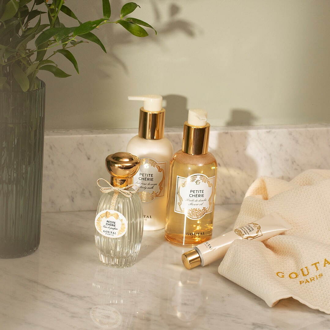 グタール“ピーチ＆ローズ香る”「プチシェリー」香水＆キャンドルの限定