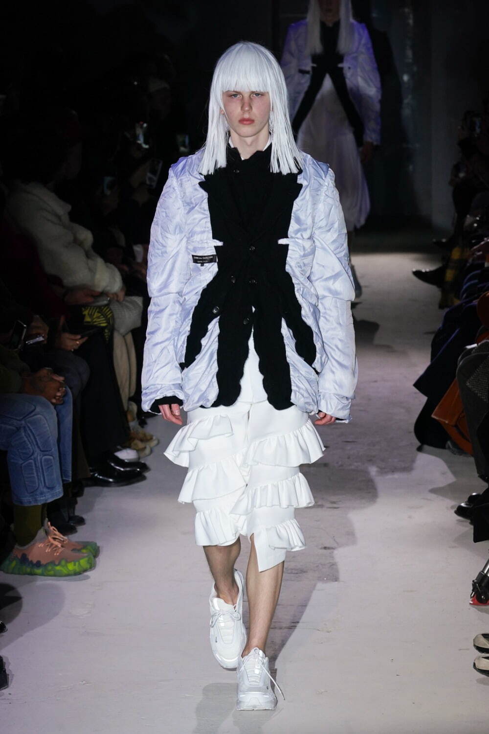 コム デ ギャルソン・オム プリュス 2024年秋冬コレクション - 理性の