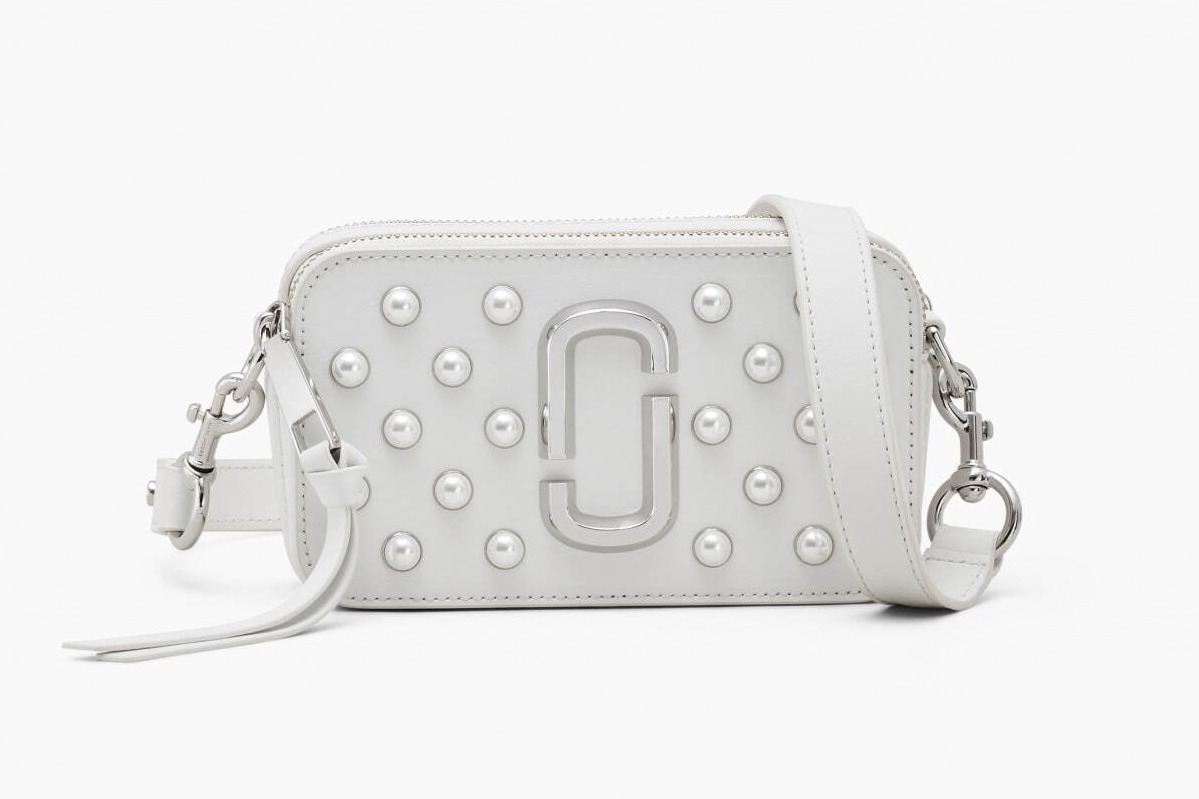 マーク ジェイコブスの人気バッグ「ザ スナップショット」が表参道店