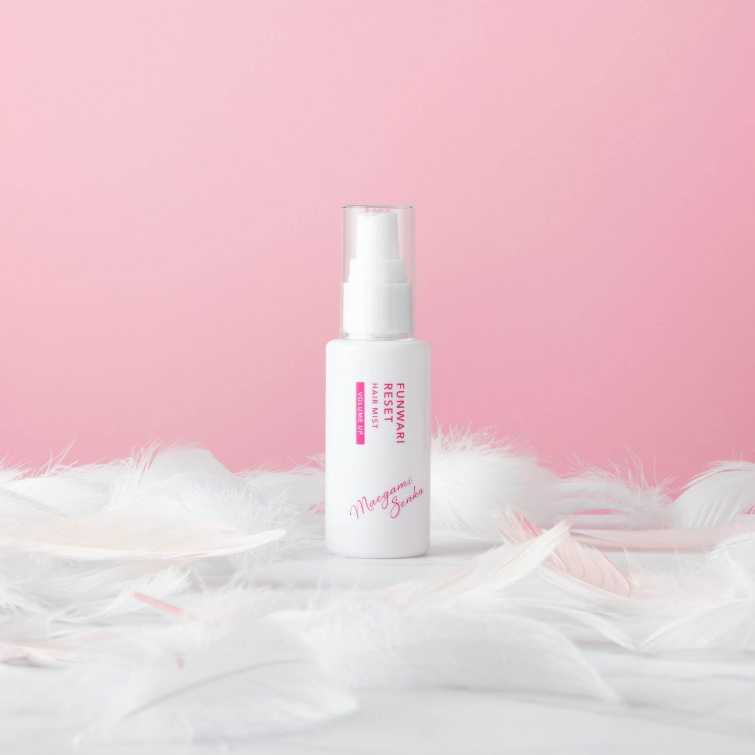 前髪専科2025年春コスメ「ふんわりリセットヘアミスト」手ぐしで