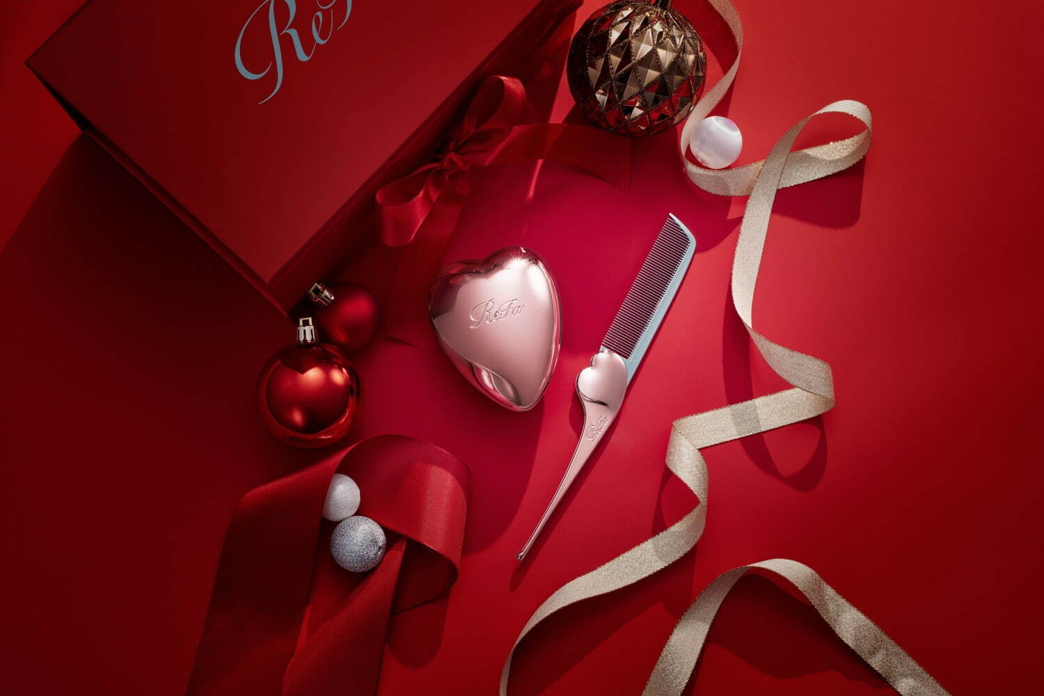 リファ24年クリスマスにおすすめの「ヘアケアギフト」銀座で新作