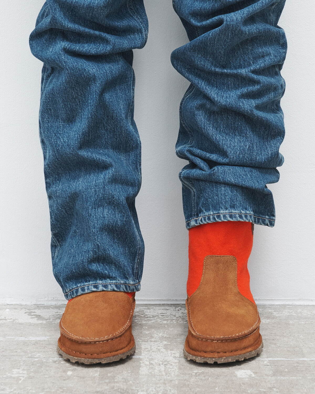 ビルケンシュトック×フィルソン、レザーと上質ウールを組み合わせた