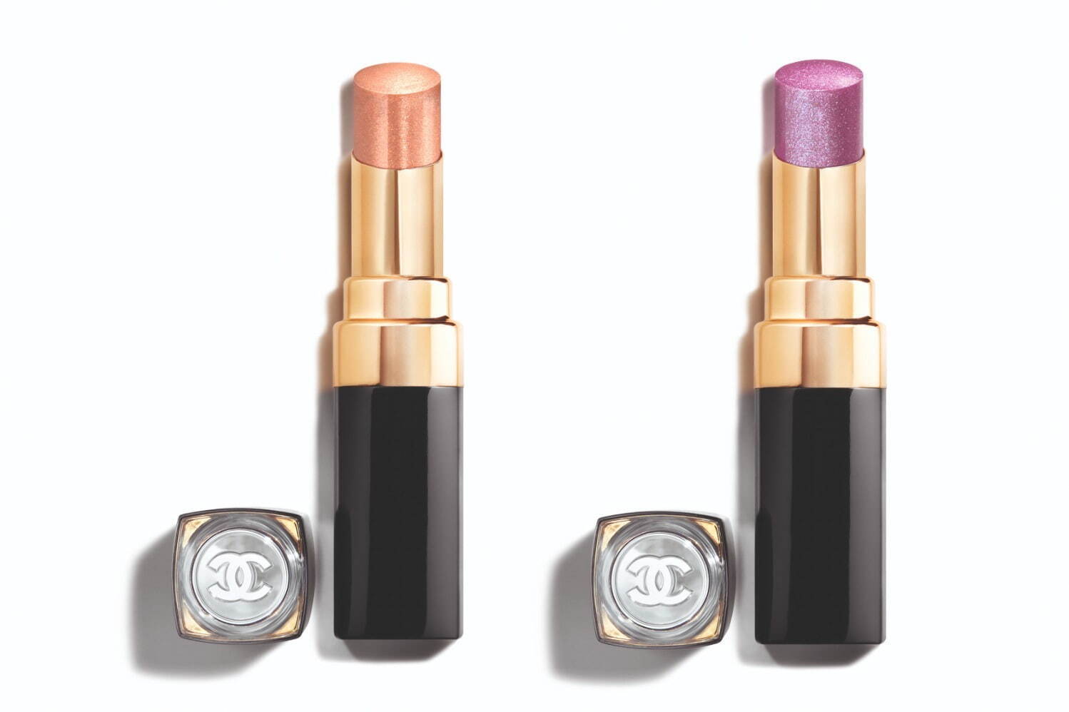 シャネル2025年春コスメ「カメリア」モチーフの4色アイシャドウ