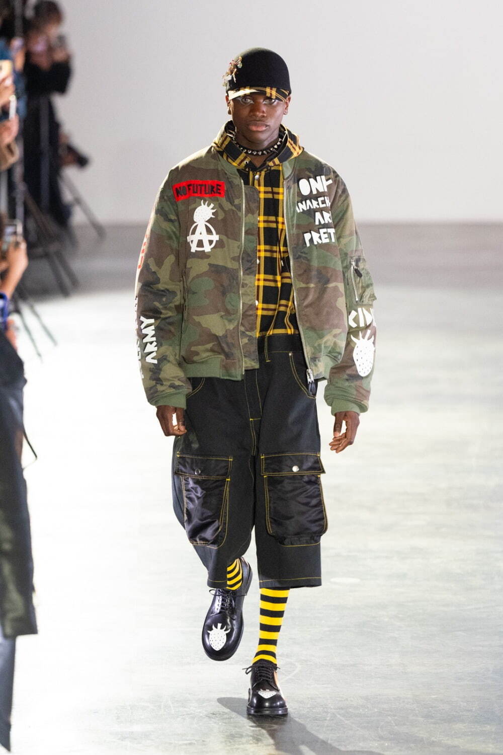 キディル(KIDILL) 2025-26年秋冬ウィメンズ&メンズコレクション