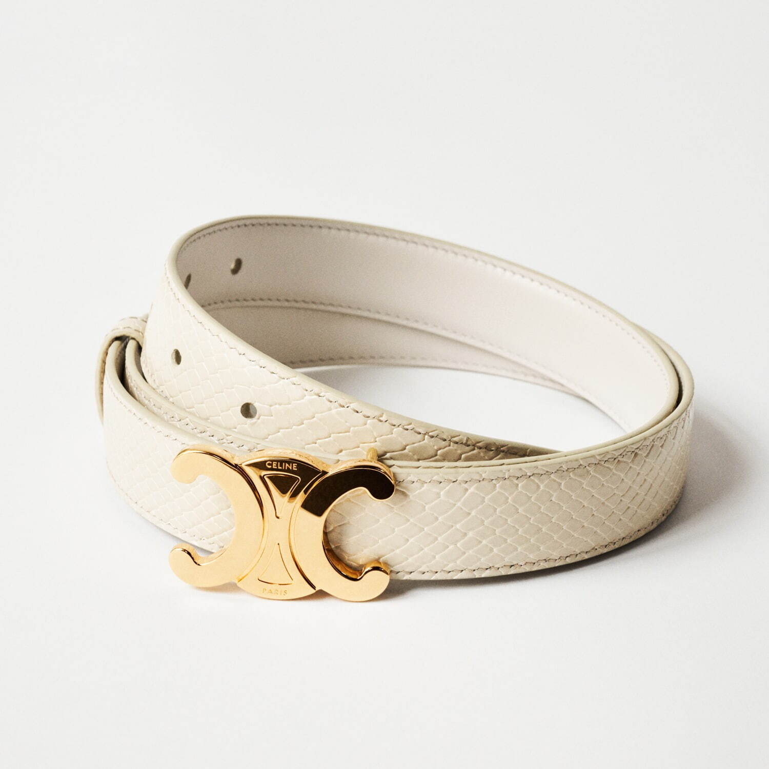 セリーヌの“カスタマイズ”革ベルト、リバーシブルの本体×トリオンフ