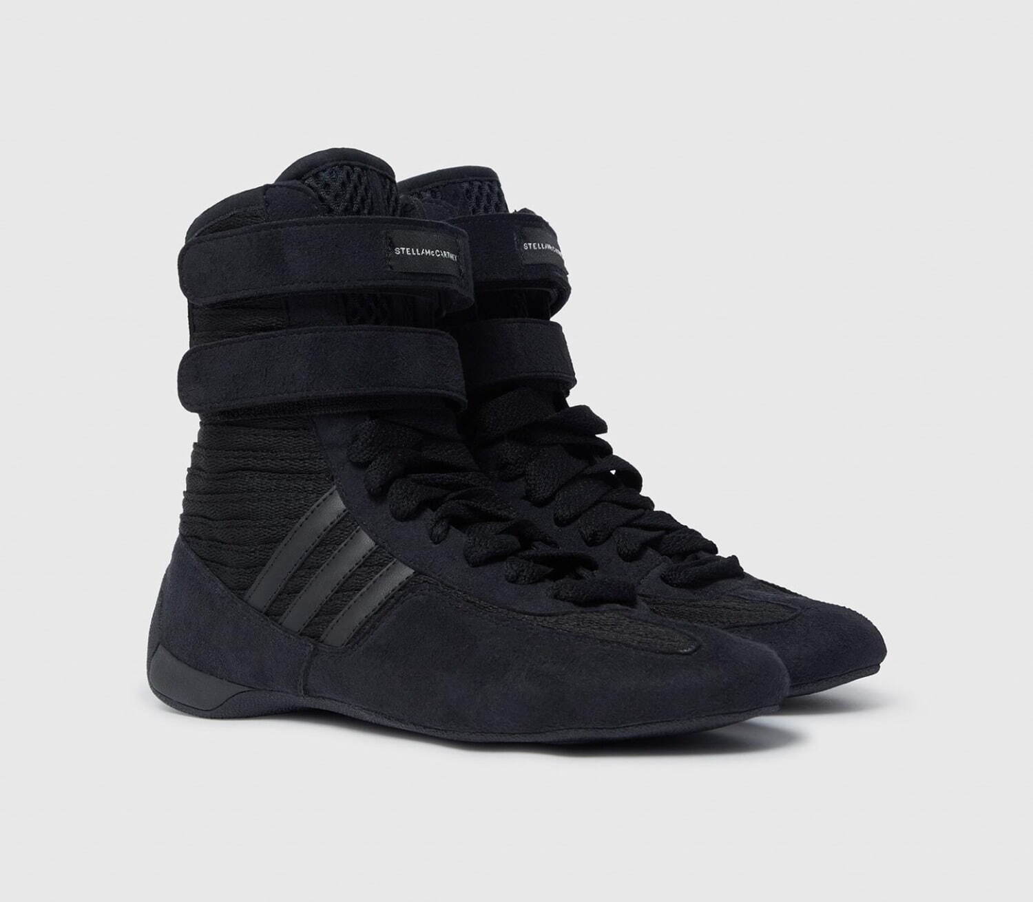ステラ マッカートニー×アディダスのハイカットスニーカー、ベルト