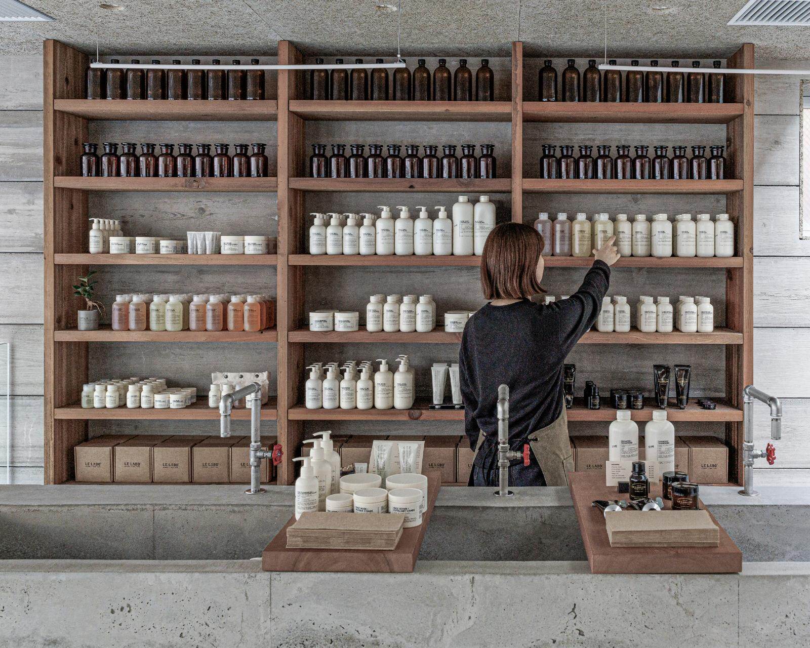 ル ラボ代官山店がリニューアル、”ウッド×ジャスミン”香るキャンドルを